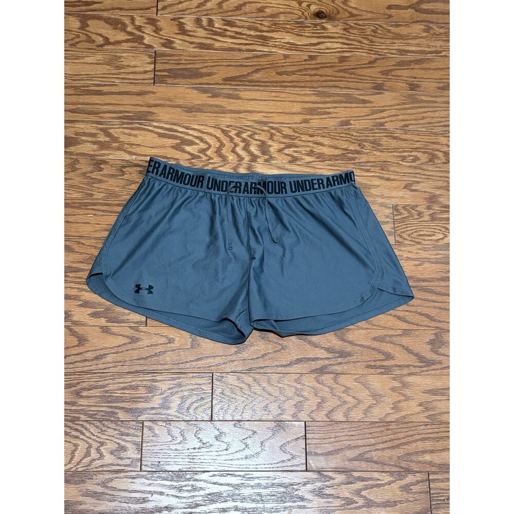 Under Armour Women's Heatgear Grey Black Loose Fit Athletic Shorts, Size Large